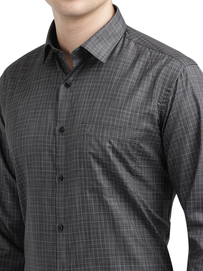 Model wearing Clarke Gable's Black Checked Formal Shirt in a casual setting