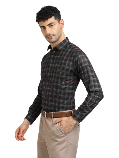 Model wearing Clarke Gable's Black With Maroon Checked Formal Shirt in a casual setting