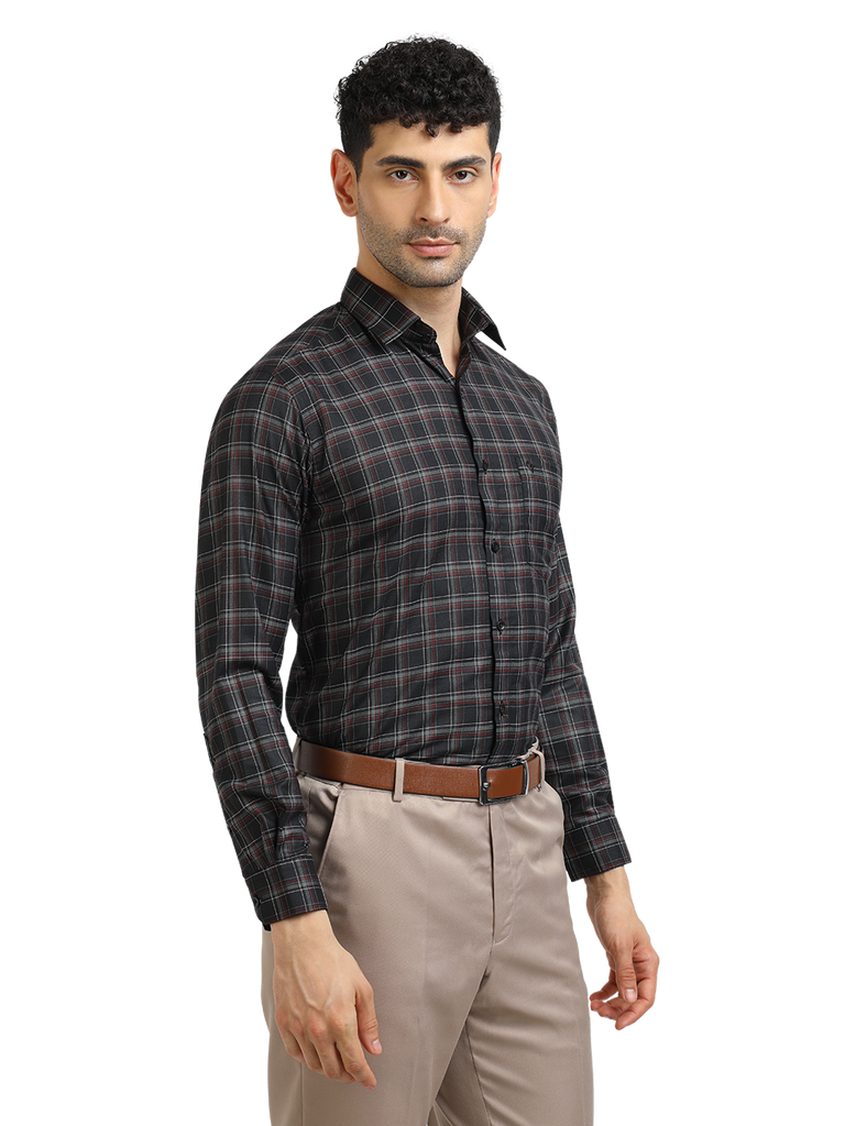 Model wearing Clarke Gable's Black With Maroon Checked Formal Shirt in a casual setting