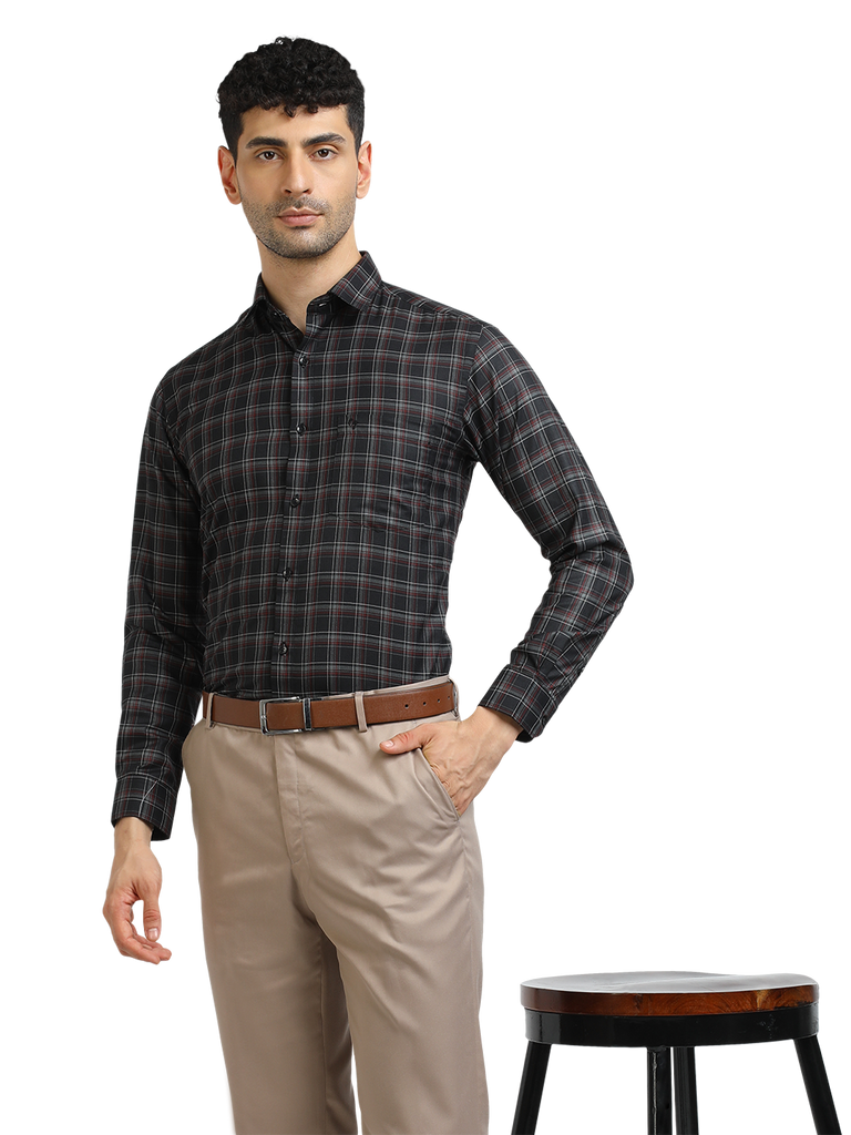 Model wearing Clarke Gable's Black With Maroon Checked Formal Shirt in a casual setting