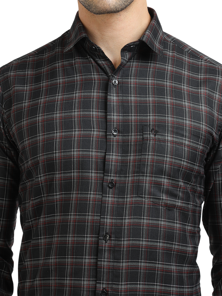 Model wearing Clarke Gable's Black With Maroon Checked Formal Shirt in a casual setting