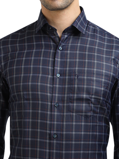 Model wearing Clarke Gable's Dark Navy With White Checked Formal Shirt in a casual setting