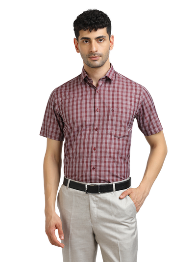 Model wearing Clarke Gable's Dark Red With White Checked Formal Shirt in a casual setting