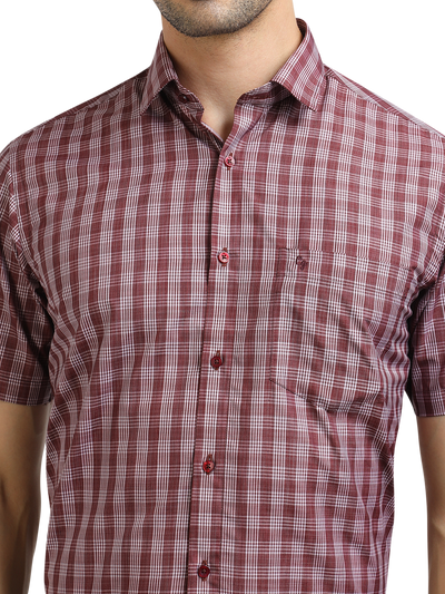Model wearing Clarke Gable's Dark Red With White Checked Formal Shirt in a casual setting