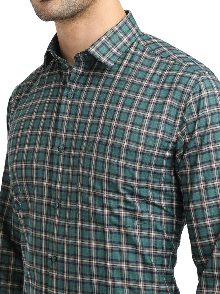 Model wearing Clarke Gable's Green With White Checked Formal Shirt in a casual setting