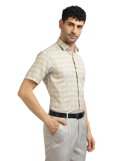 Model wearing Clarke Gable's Light Beige With White Checked Formal Shirt in a casual setting