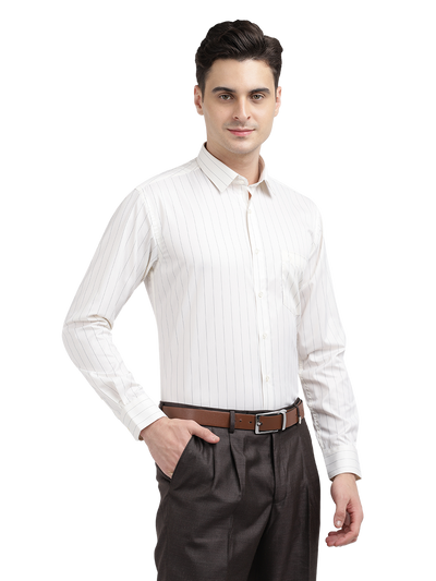Model wearing Clarke Gable's Light Cream Striped Formal Shirt in a casual setting