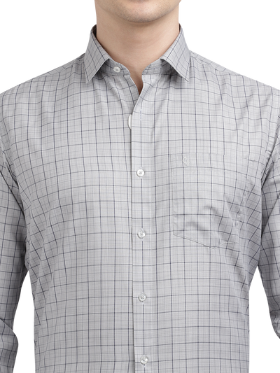 Model wearing Clarke Gable's Light Grey With Black Checked Formal Shirt in a casual setting