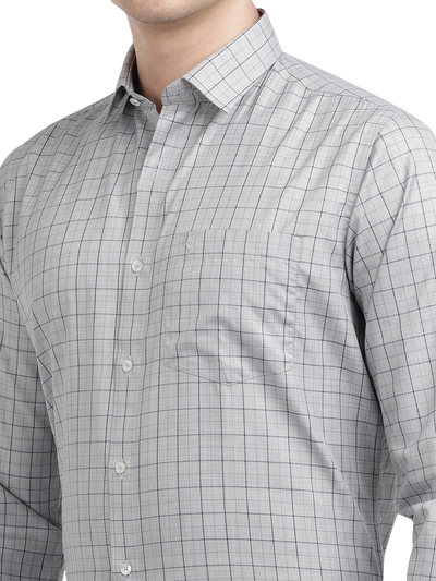 Model wearing Clarke Gable's Light Grey With Black Checked Formal Shirt in a casual setting