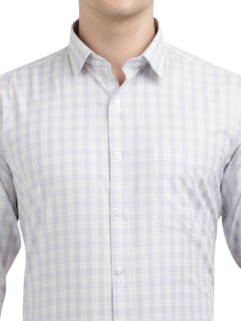 Model wearing Clarke Gable's Light Grey With White Checked Formal Shirt in a casual setting