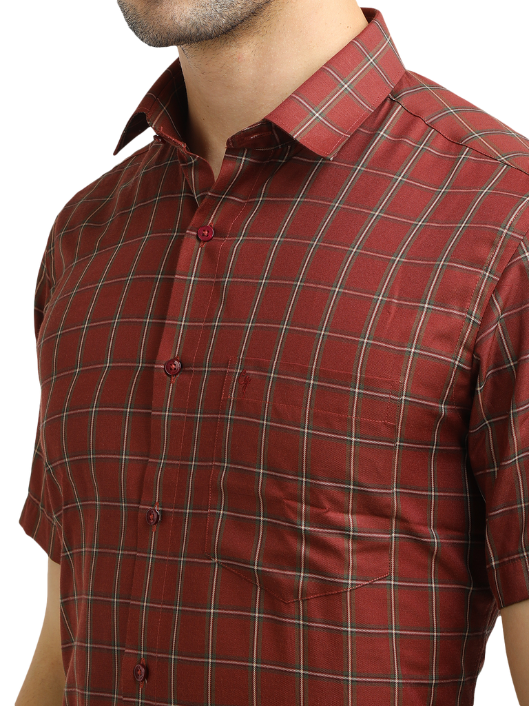 Model wearing Clarke Gable's Maroon With White Checked Formal Shirt in a casual setting