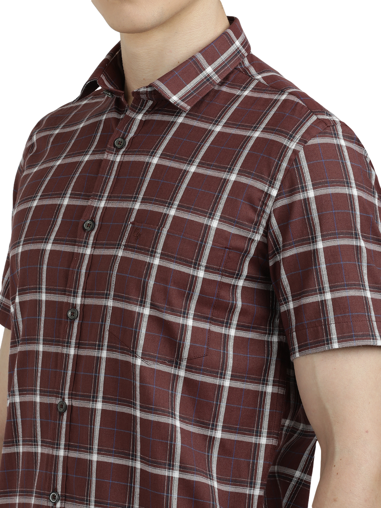 Model wearing Clarke Gable's Maroon With White Checked Semi Casual Shirt in a casual setting