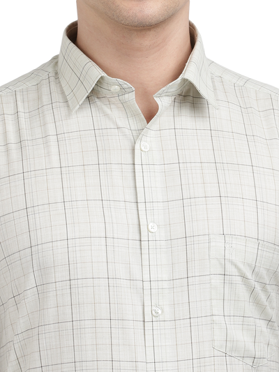 Model wearing Clarke Gable's Off-White With Black Checked Formal Shirt in a casual setting