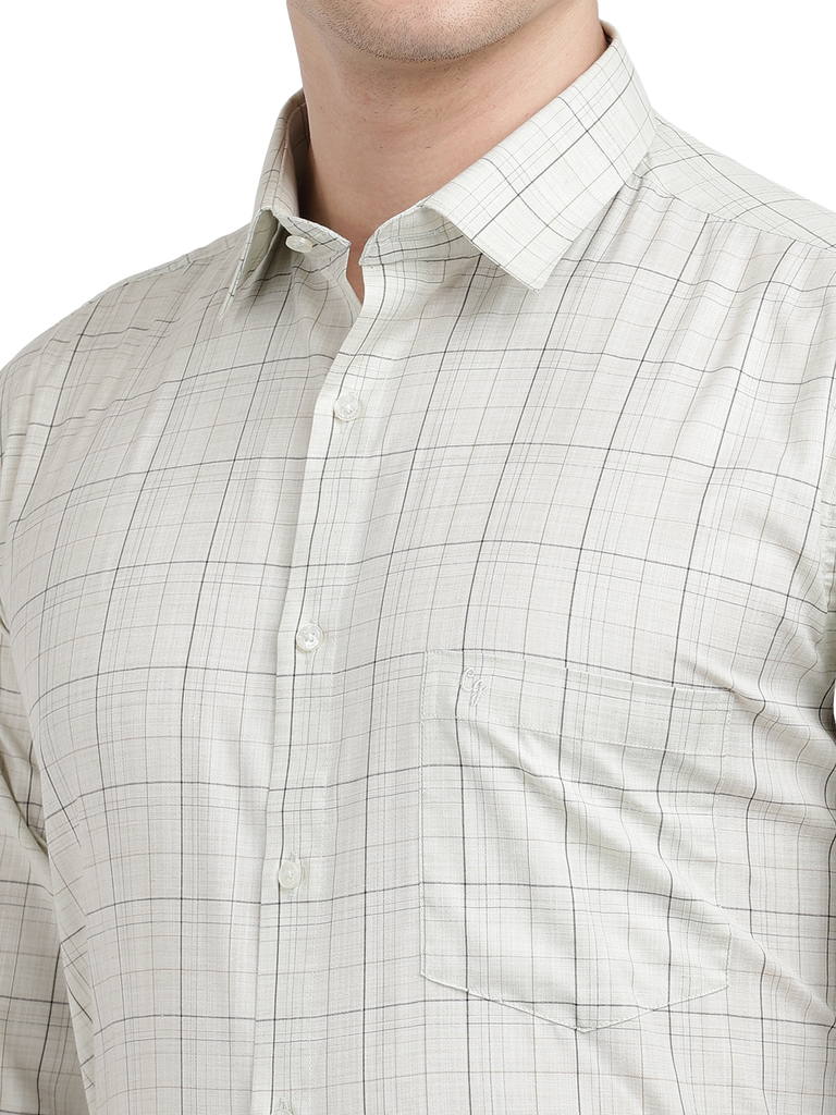 Model wearing Clarke Gable's Off-White With Black Checked Formal Shirt in a casual setting