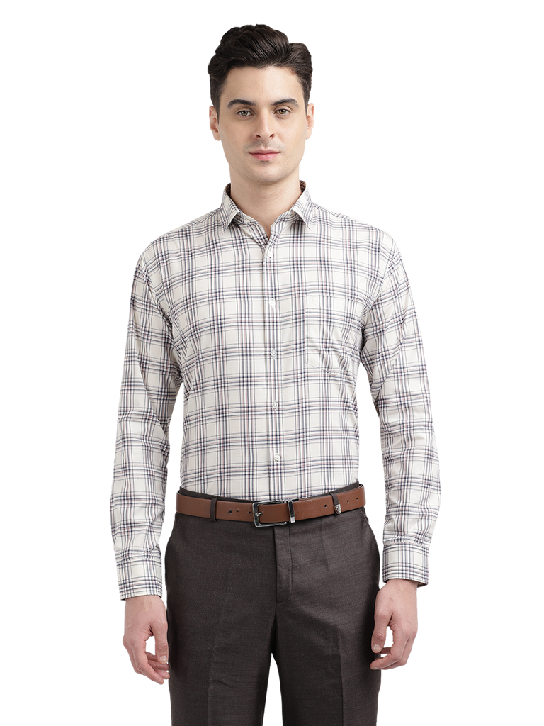 Model wearing Clarke Gable's Off-White With Brown Checked Formal Shirt in a casual setting