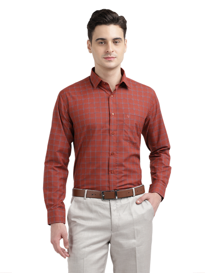 Model wearing Clarke Gable's Reddish Brown With White Checked Formal Shirt in a casual setting