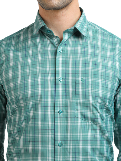 Model wearing Clarke Gable's Sea Green With White Checked Formal Shirt in a casual setting
