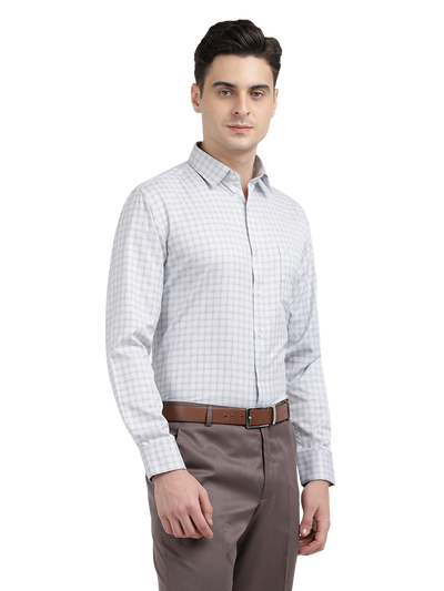 Model wearing Clarke Gable's White With Light Grey Checked Formal Shirt in a casual setting