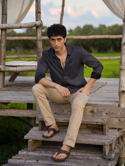 Steel Grey Weave Geometric Printed Casual Shirt